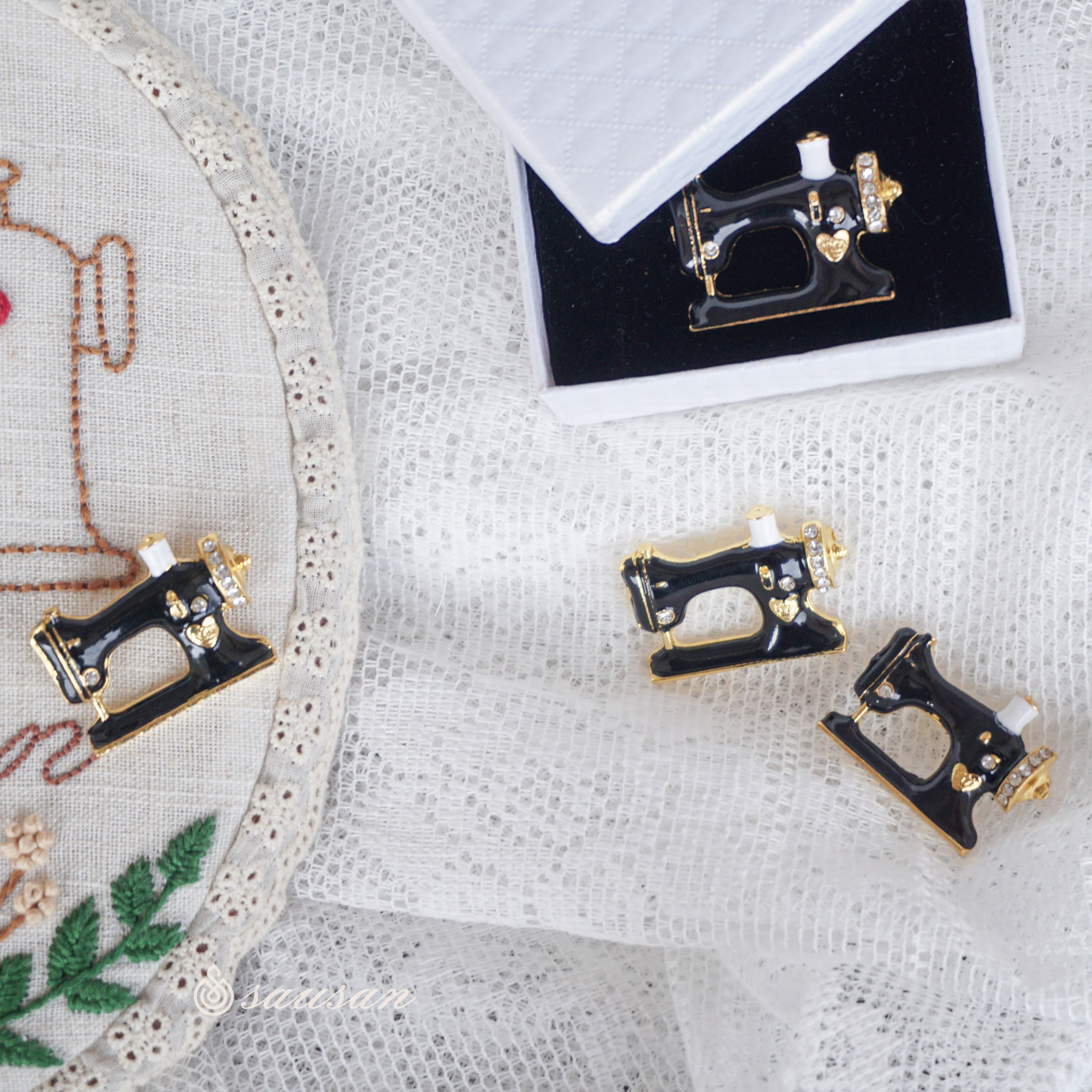 Cassia Sewing Brooch Pin