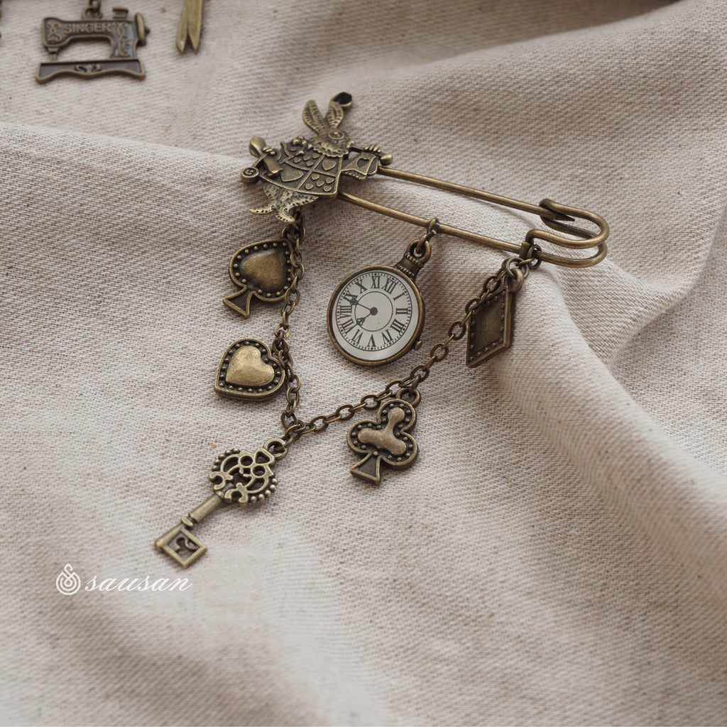 Wonderland Brooch Pin