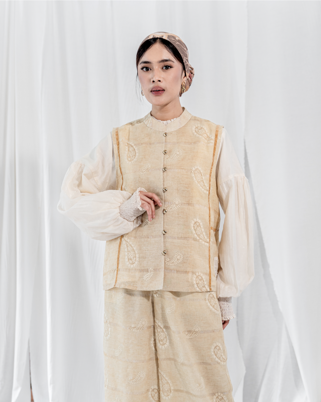 Golden Hour - Joanna Vest (PRE ORDER)