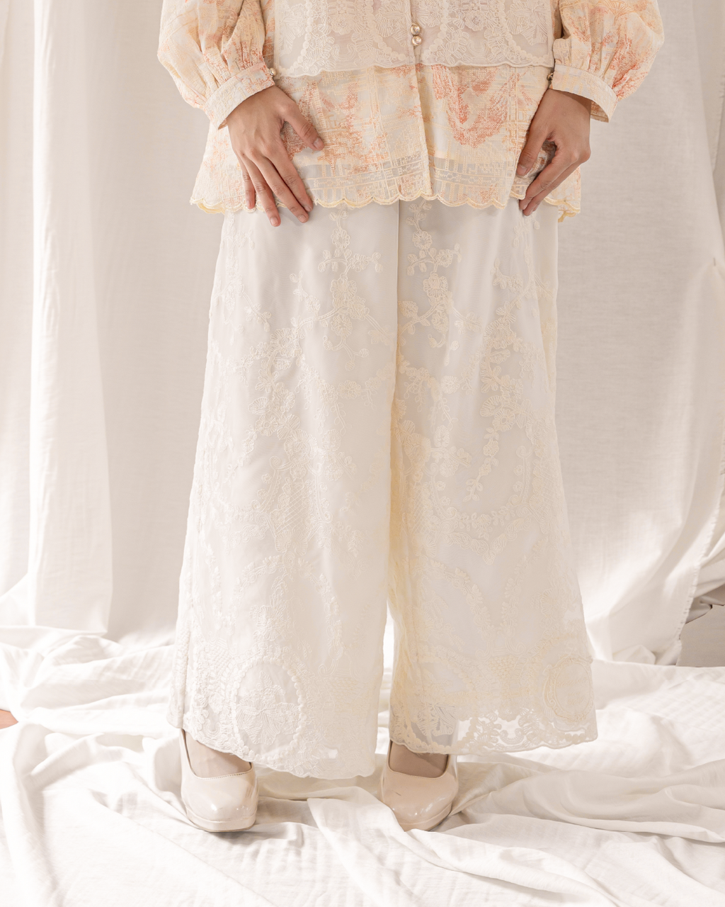 Serena Bloom - Jolly Pants