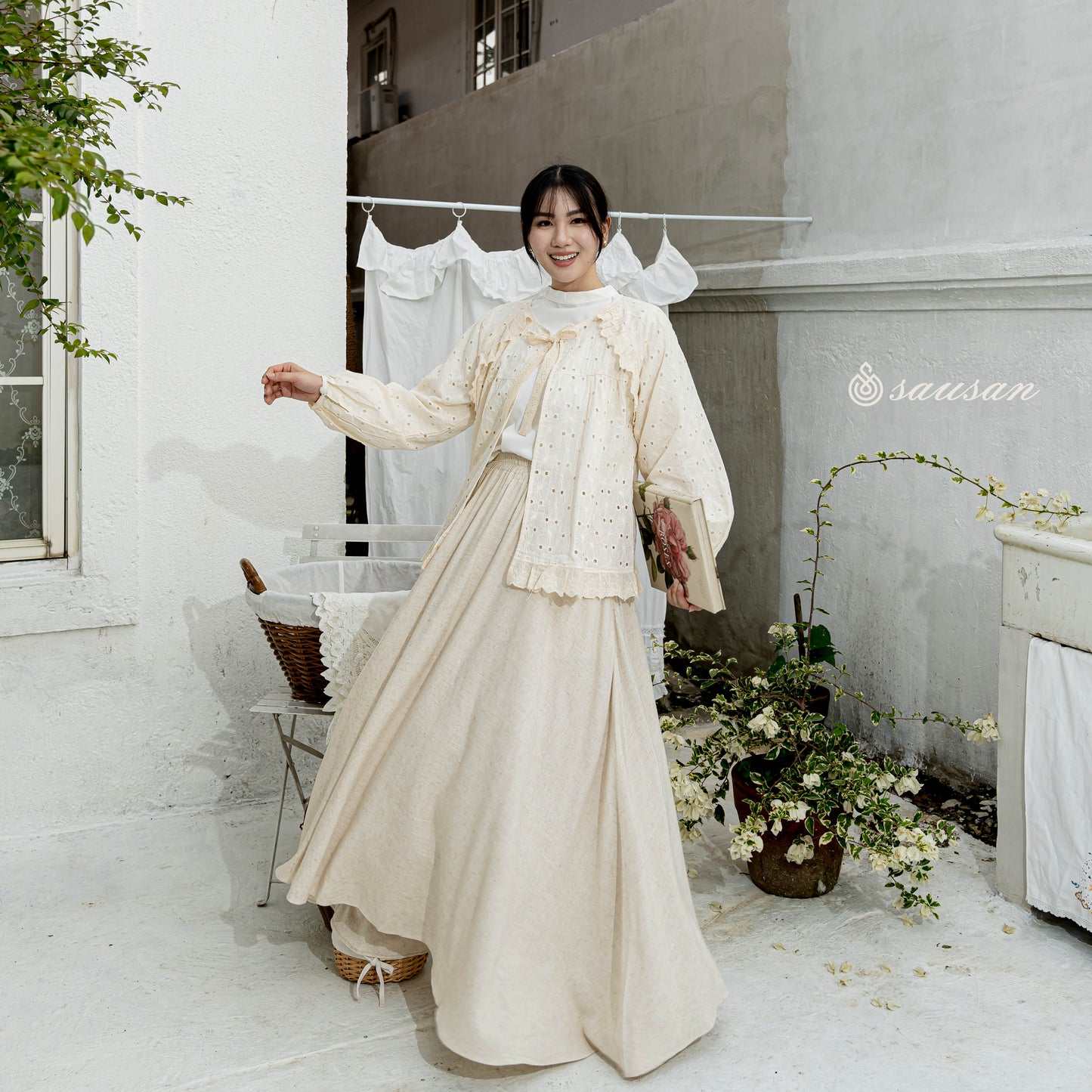 Lune Belle - Jossie Outer