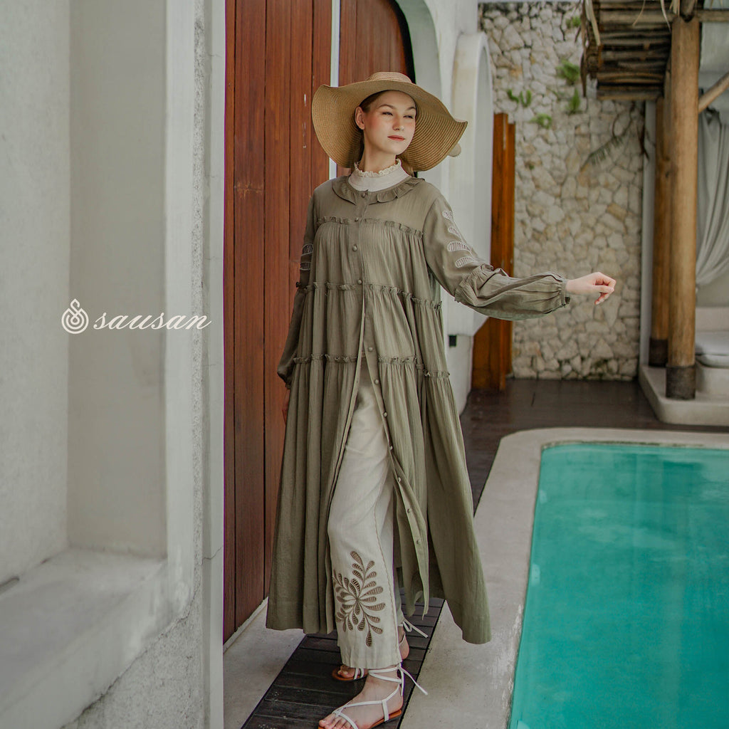 Tranquil Vacation -  Gretha Dress Outwear