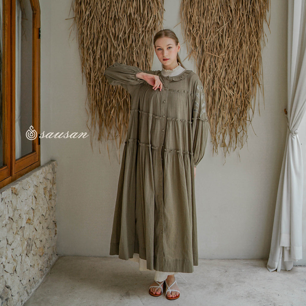Tranquil Vacation -  Gretha Dress Outwear