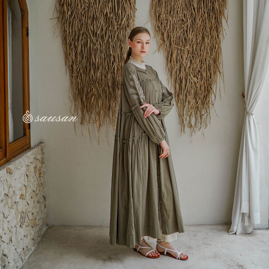 Tranquil Vacation -  Gretha Dress Outwear