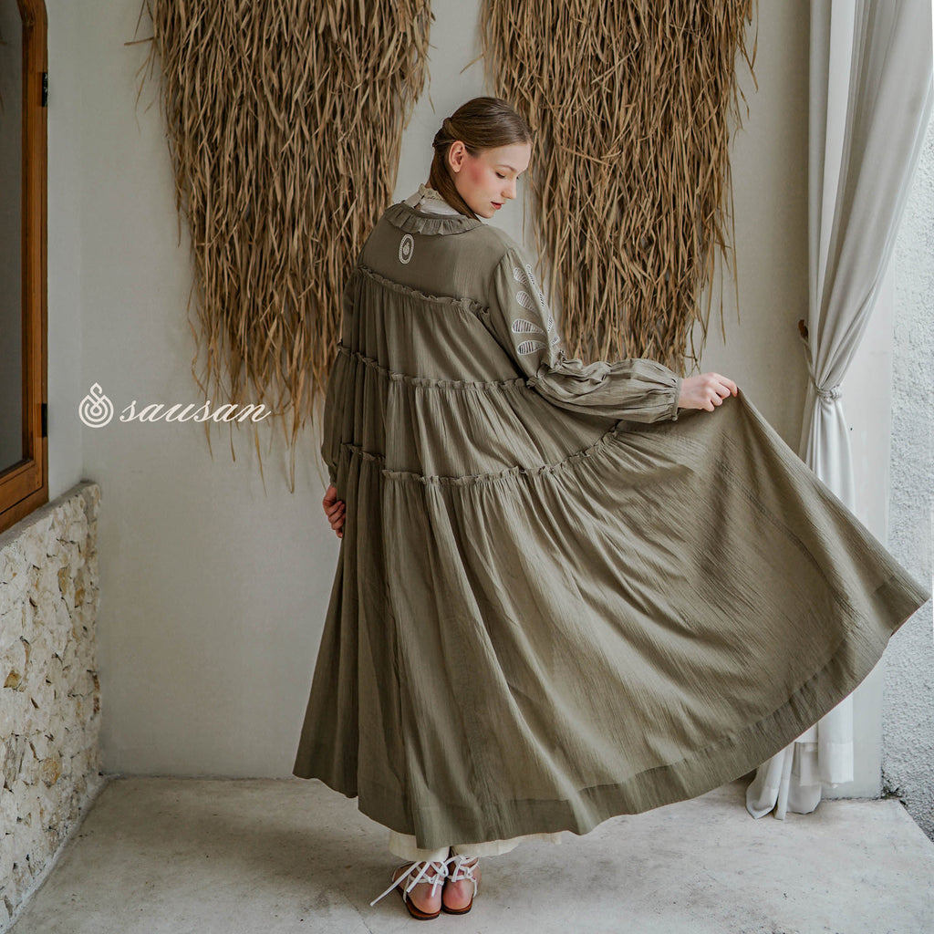 Tranquil Vacation -  Gretha Dress Outwear