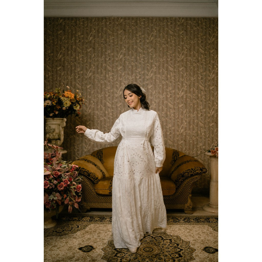 Ivory - Ivelle Dress