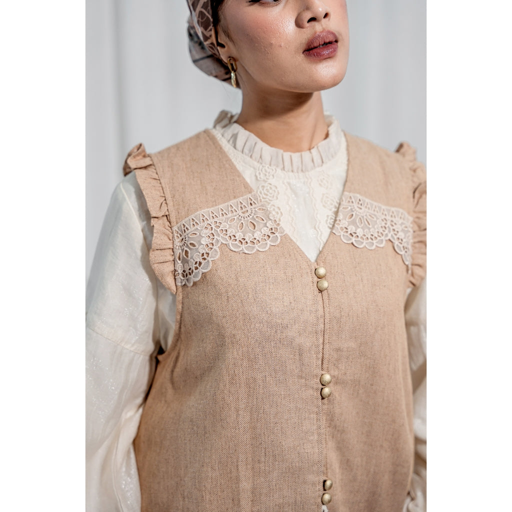 ETERNAL GRACE VALLERY VEST - VEST PREMIUM