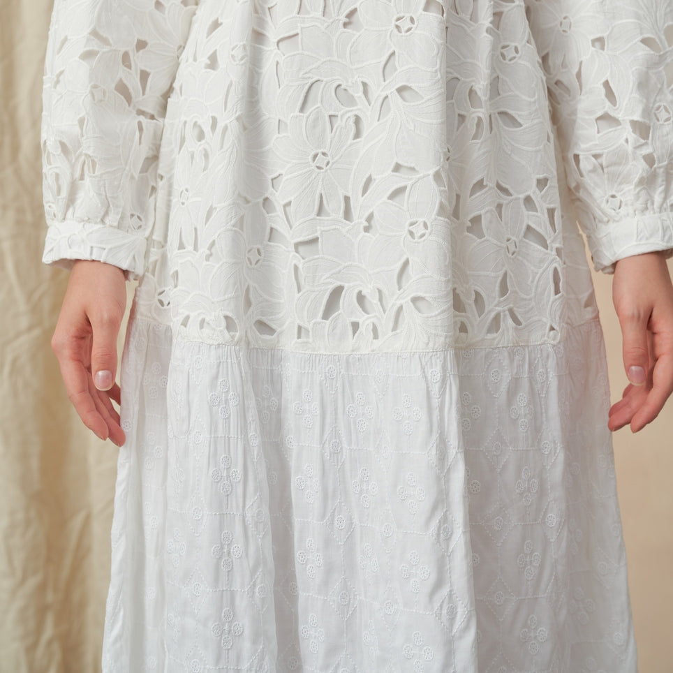 Ivelle Dress - Dress  Eyelet Premium